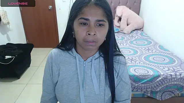 Snapshot of july-feria chatting on 02/25/25, 08:21 july-feria online show from 02/25/25, 08:21