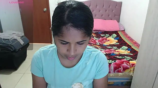 july-feria online show from 11/29/25, 03:01