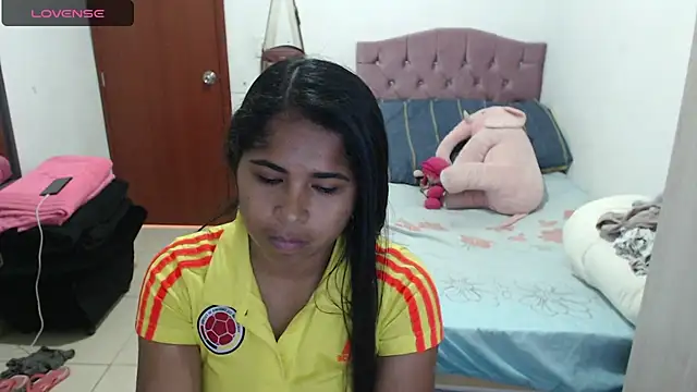 Snapshot of july-feria chatting on 09/09/25, 05:22 july-feria online show from 09/09/25, 05:22