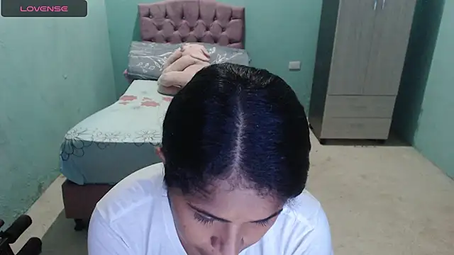 july-feria online show from 02/12/26, 03:01