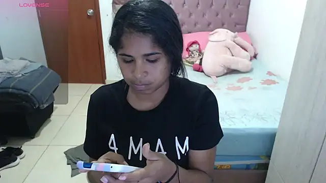 july-feria online show from 11/11/25, 09:42