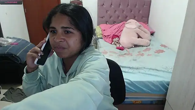 july-feria online show from 10/25/25, 02:44