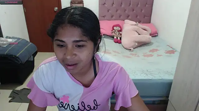 july-feria online show from 10/25/25, 10:21