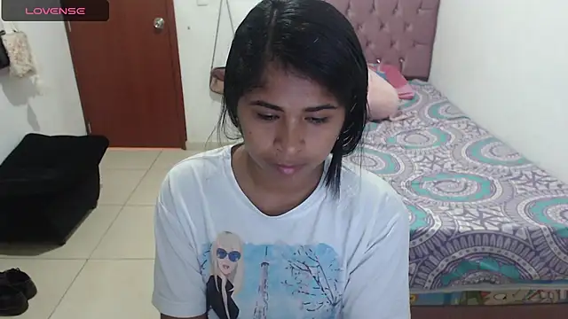 Snapshot of july-feria chatting on 02/19/25, 05:49 july-feria online show from 02/19/25, 05:49