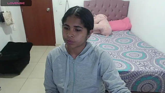 Snapshot of july-feria chatting on 02/03/25, 10:43 july-feria online show from 02/03/25, 10:43