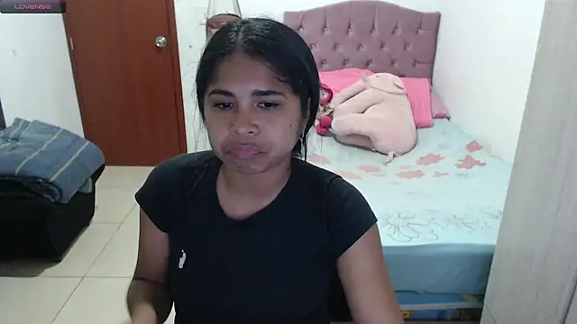 july-feria online show from 10/30/25, 10:17