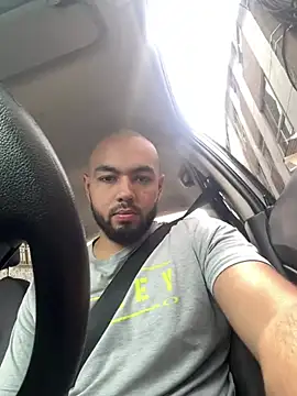 arturguy00 online show from 03/24/26, 03:01