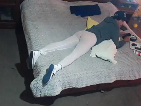 ferecam online show from 02/05/26, 05:09