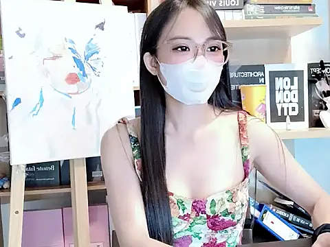 Snapshot of Lush-Office chatting on 10/23/25, 11:47 Lush-Office online show from 10/23/25, 11:47