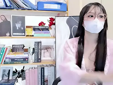 Lush-Office online show from 02/09/26, 01:58