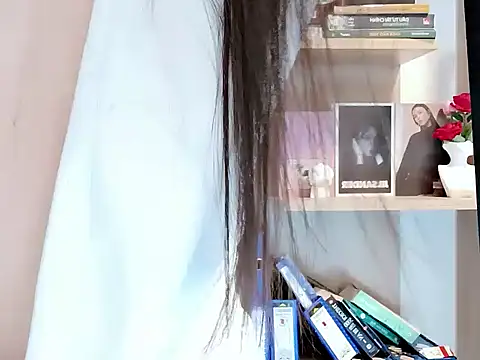 Snapshot of Lush-Office chatting on 10/27/25, 07:09 Lush-Office online show from 10/27/25, 07:09