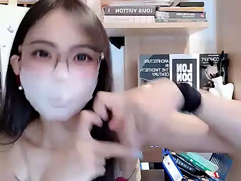 Lush-Office online show from 10/16/25, 06:43