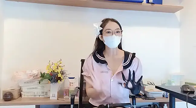 Lush-Office online show from 03/02/25, 11:30