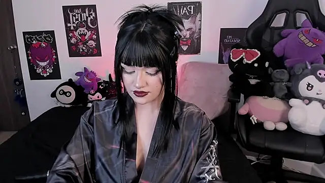 raven  white1 online show from 02/08/26, 07:00