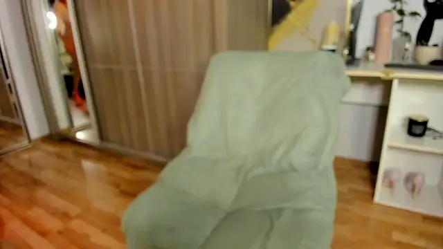 Snapshot of CzaR_Zmyslowosc chatting on 03/26/26, 05:11 CzaR Zmyslowosc online show from 03/26/26, 05:11