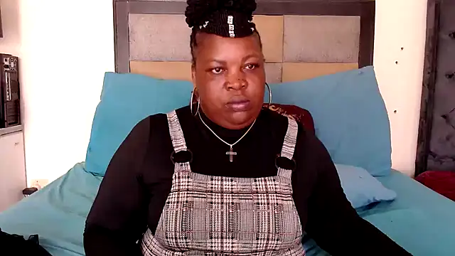 Snapshot of omalicha98 chatting on 11/24/25, 07:19 omalicha98 online show from 11/24/25, 07:19