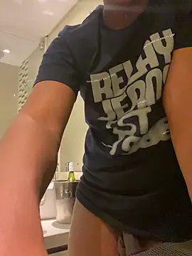 snotLoud online show from 02/23/25, 02:14