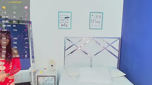 hot-littlechill online show from 02/13/25, 01:05