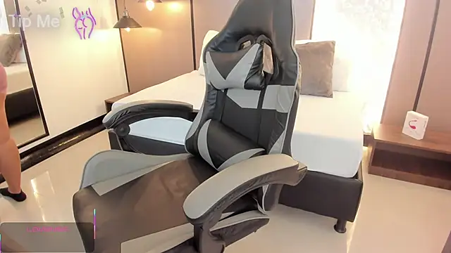 lilly ass  online show from 09/26/25, 12:34