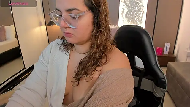 lilly ass  online show from 02/24/26, 12:28