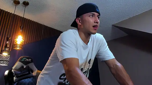 BrandonColee online show from 03/19/25, 06:34