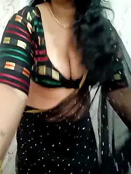 Snapshot of Haseena_Baby chatting on 04/02/26, 02:52 Haseena Baby online show from 04/02/26, 02:52