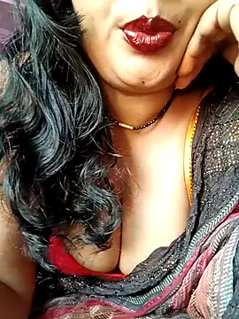 Snapshot of Haseena_Baby chatting on 05/15/26, 02:20 Haseena Baby online show from 05/15/26, 02:20
