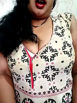 Snapshot of Haseena_Baby chatting on 05/19/26, 10:44 Haseena Baby online show from 05/19/26, 10:44