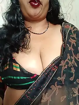 Snapshot of Haseena_Baby chatting on 06/12/26, 06:22 Haseena Baby online show from 06/12/26, 06:22