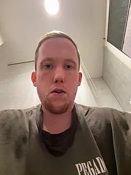 Sklavesucht2025 online show from 09/18/25, 12:02