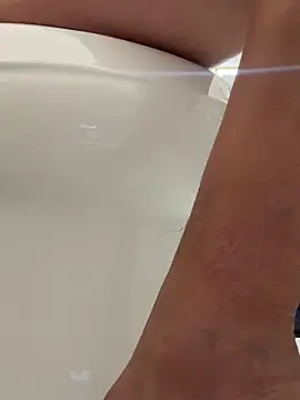 Snapshot of carlospingalinda chatting on 09/09/25, 09:24 carlospingalinda online show from 09/09/25, 09:24