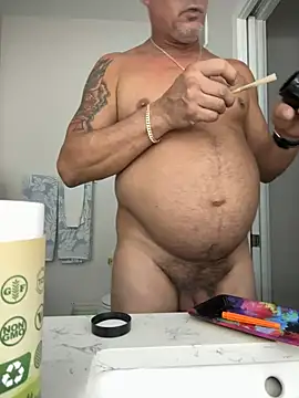 Snapshot of carlospingalinda chatting on 10/07/25, 09:49 carlospingalinda online show from 10/07/25, 09:49