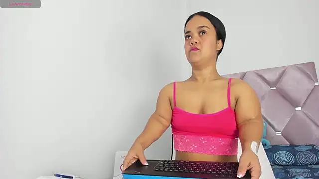 AnieRey online show from 02/26/26, 11:54