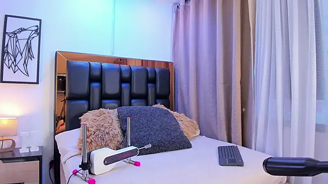 Katalina Evans online show from 02/27/26, 11:54