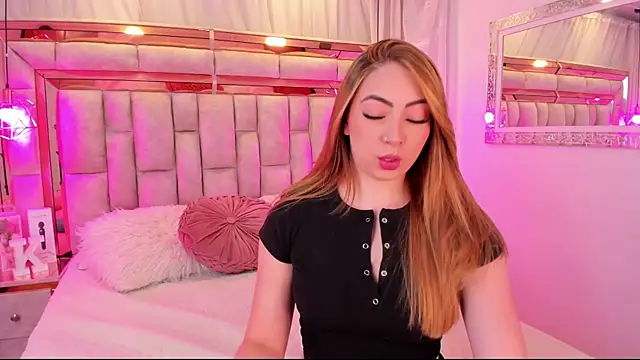 Snapshot of Katalina_Evans chatting on 12/02/25, 10:50 Katalina Evans online show from 12/02/25, 10:50