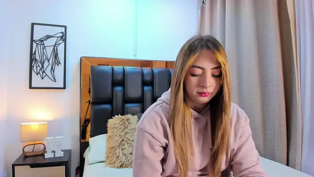 Katalina Evans online show from 04/08/26, 11:55