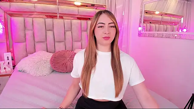 Snapshot of Katalina_Evans chatting on 11/22/25, 10:47 Katalina Evans online show from 11/22/25, 10:47