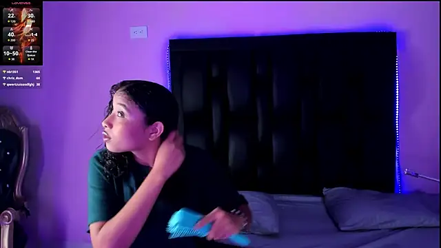 BrigitteRoy  online show from 10/07/25, 02:56