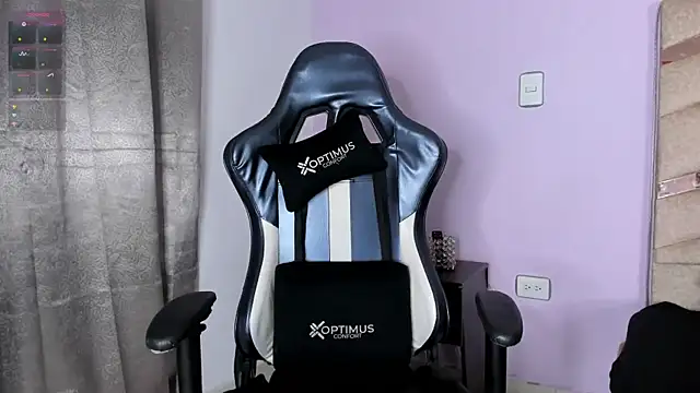 BrigitteRoy  online show from 10/09/25, 02:56