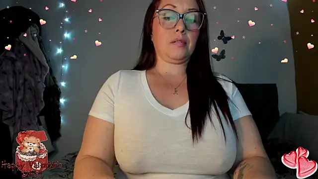 Snapshot of nataparis chatting on 02/16/25, 03:47 nataparis online show from 02/16/25, 03:47
