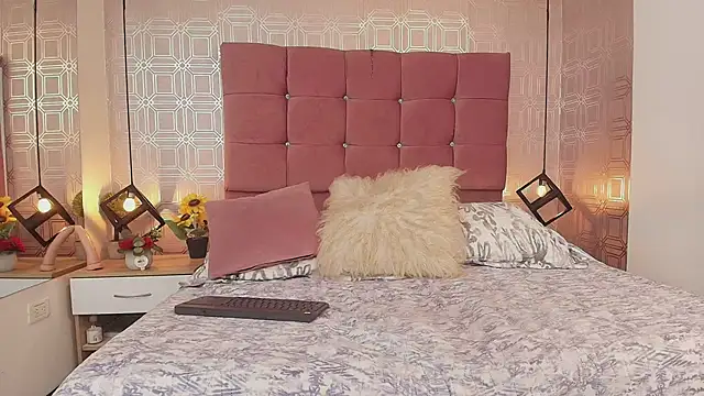 victoriapalmerfg online show from 03/05/25, 11:16