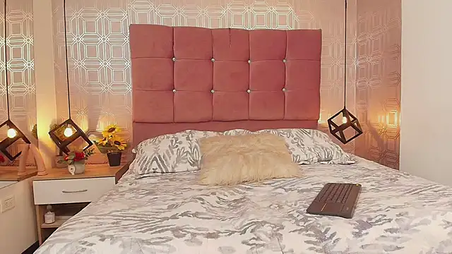 victoriapalmerfg online show from 02/27/25, 07:47