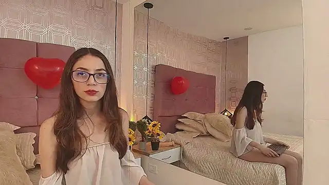 victoriapalmerfg online show from 02/18/25, 02:27