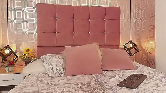 victoriapalmerfg online show from 03/03/25, 01:49