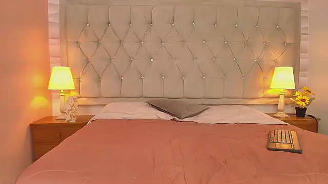 victoriapalmerfg online show from 02/13/25, 07:42