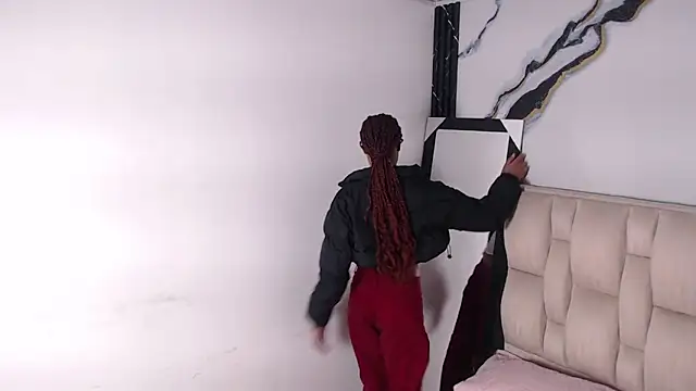 Snapshot of esmeralda-bk chatting on 02/19/26, 09:12 esmeralda-bk online show from 02/19/26, 09:12