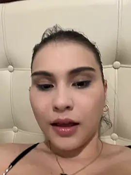 Aitana Hilton  online show from 03/18/25, 11:53