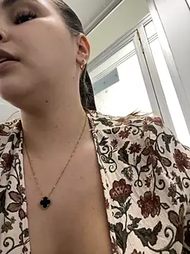 Aitana Hilton  online show from 09/13/25, 03:23