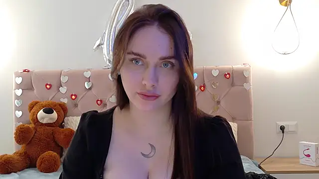 Lilliana Moon online show from 02/28/25, 11:03