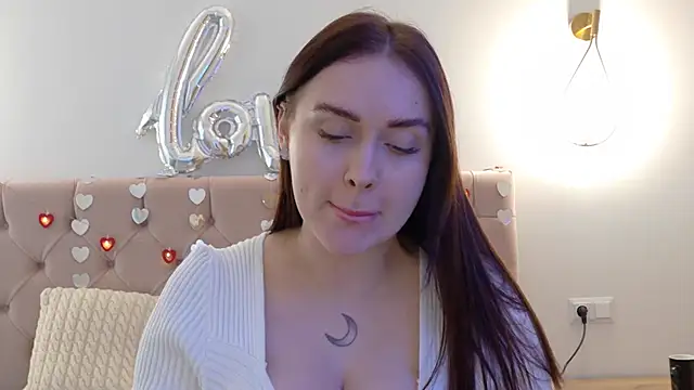 Lilliana Moon online show from 02/23/25, 09:00